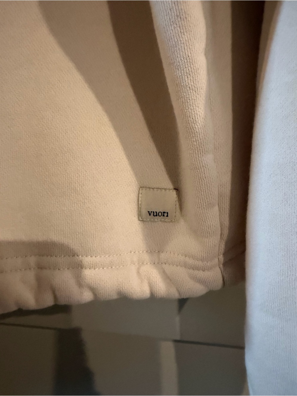 Vuori Restore Crew in beautiful “Bisque” color! Women’s Small. - Picture 5 of 7